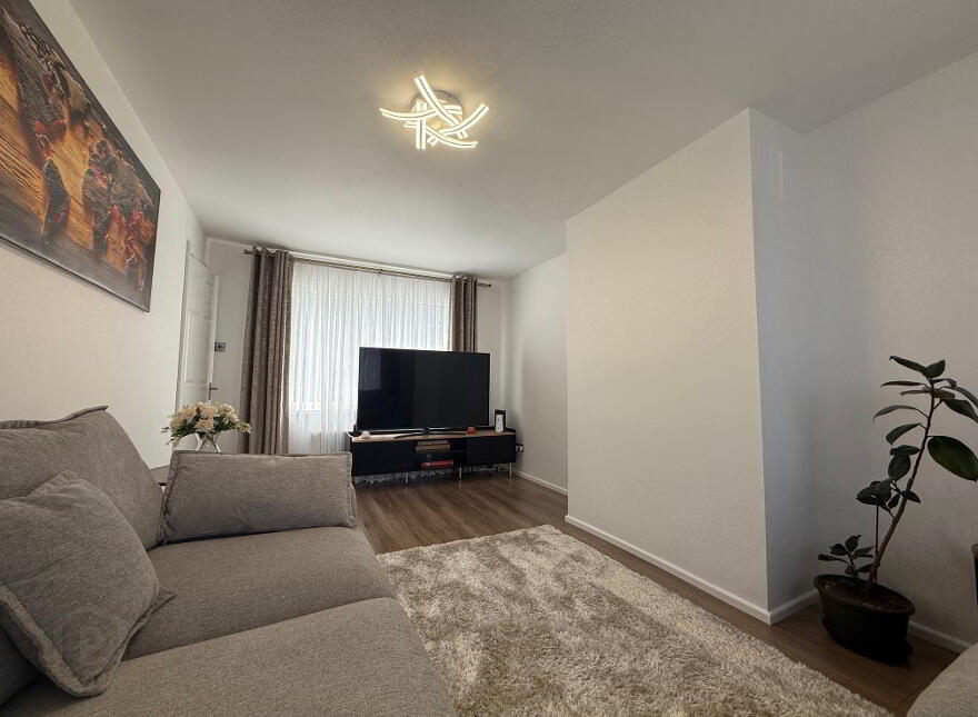 26 Larne Street, Ballymena, BT42 3AL