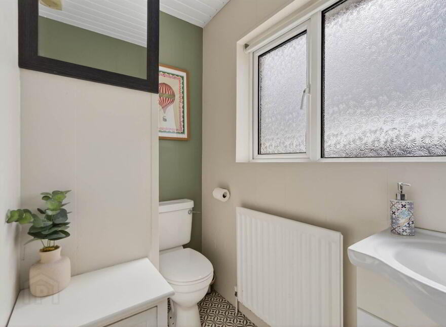 28 Orangefield Gardens, Belfast, BT5 6DP