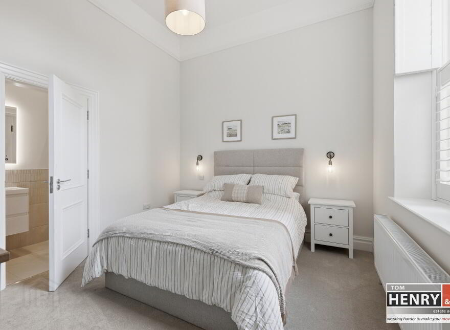 28 Ishbel Gardens, Belvoir Park, Belfast, BT8 8FT
