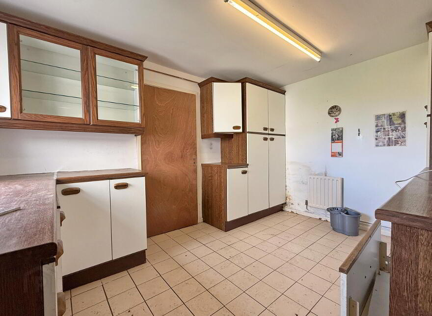 16 Glen Road, Portrush, BT56 8LX