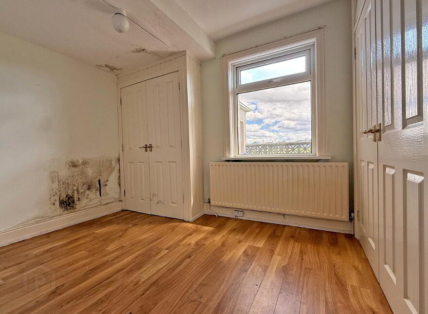 16 Glen Road, Portrush, BT56 8LX