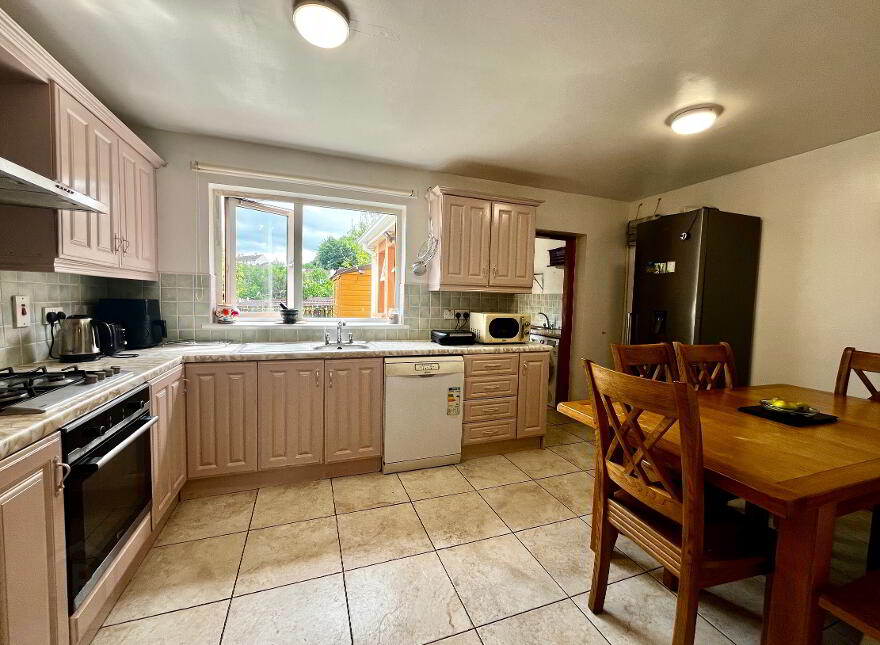 82 Shepherds Glen, Waterside, Derry/Londonderry, BT47 2GA