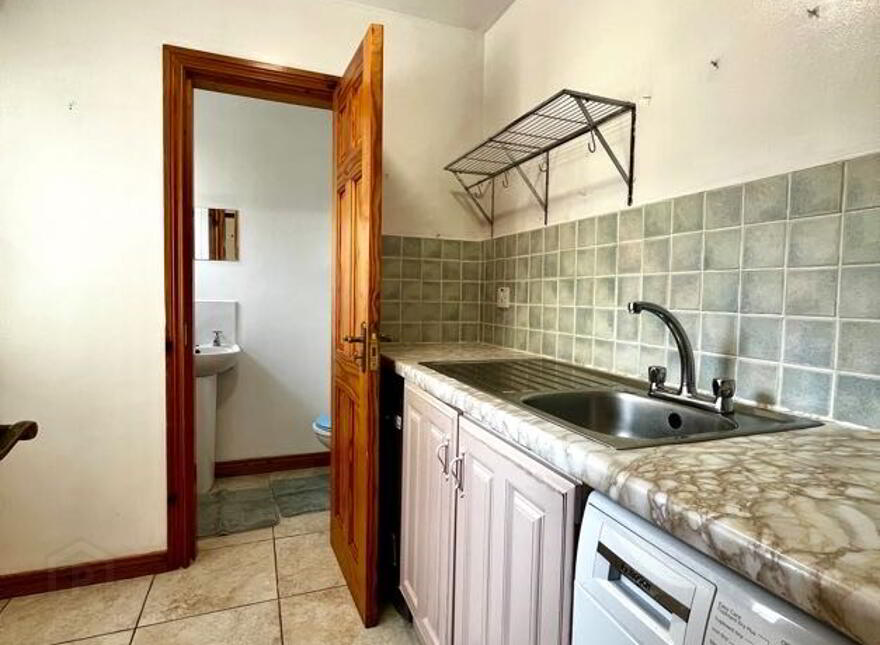 82 Shepherds Glen, Waterside, Derry/Londonderry, BT47 2GA