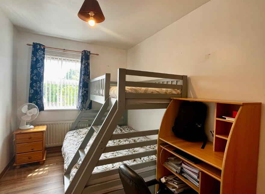 82 Shepherds Glen, Waterside, Derry/Londonderry, BT47 2GA