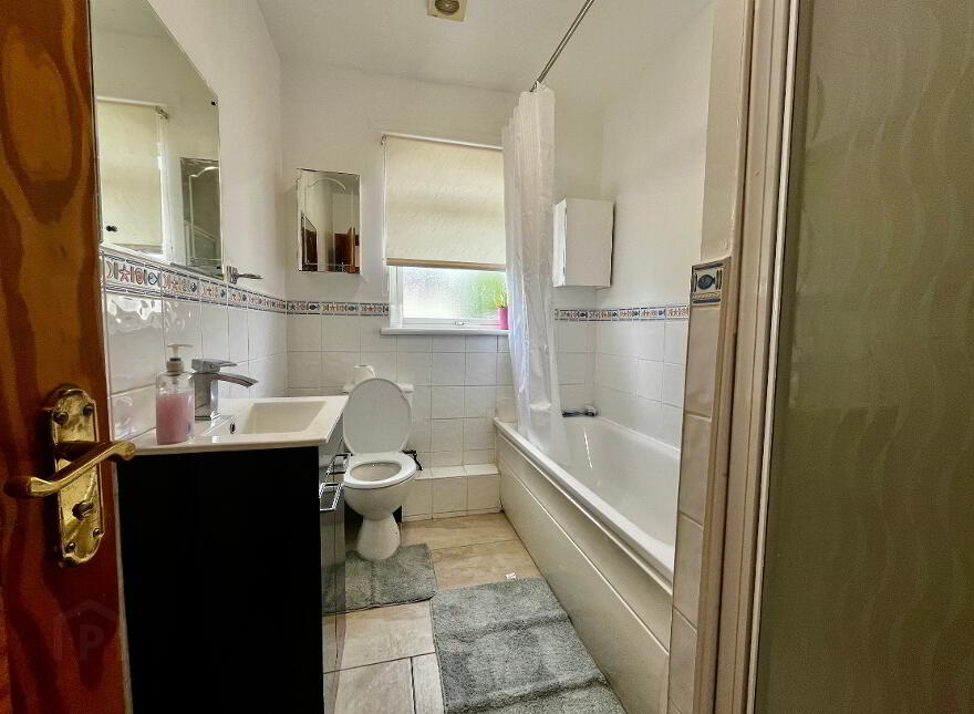 82 Shepherds Glen, Waterside, Derry/Londonderry, BT47 2GA