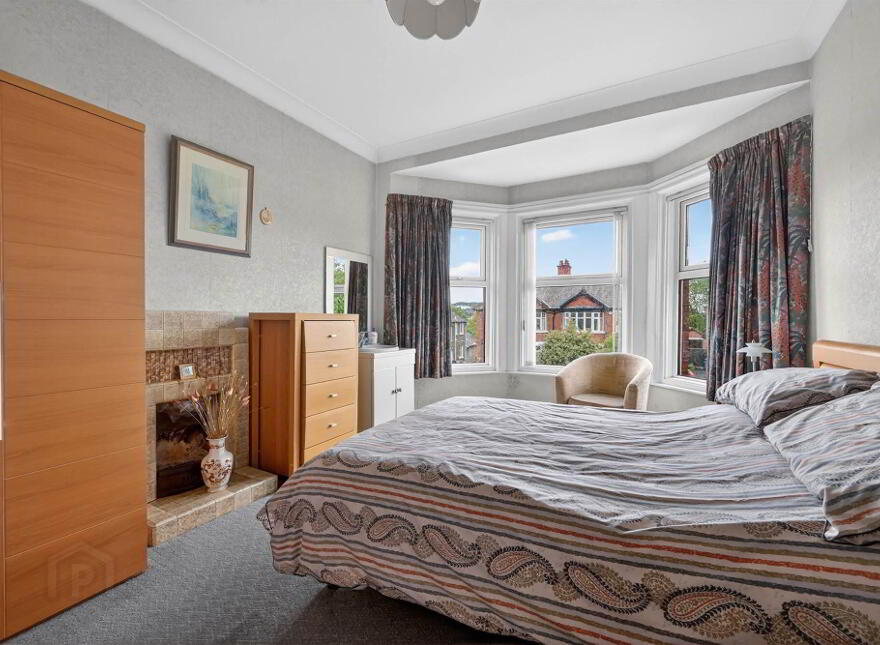 42 Kirkliston Park, Ballyhackamore, Belfast, BT5 6ED