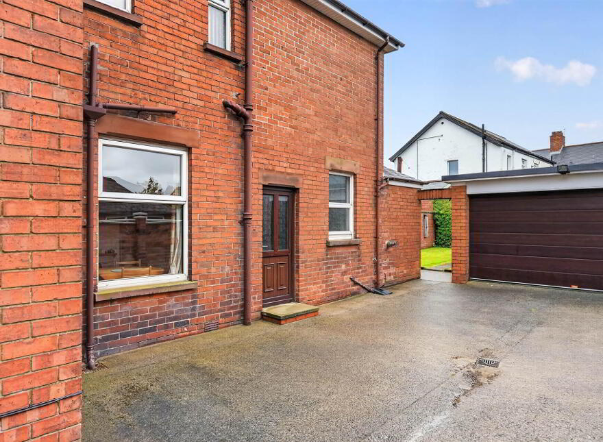 42 Kirkliston Park, Ballyhackamore, Belfast, BT5 6ED