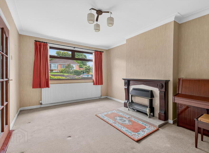 21 Gransha Road, Bangor, BT20 4TN