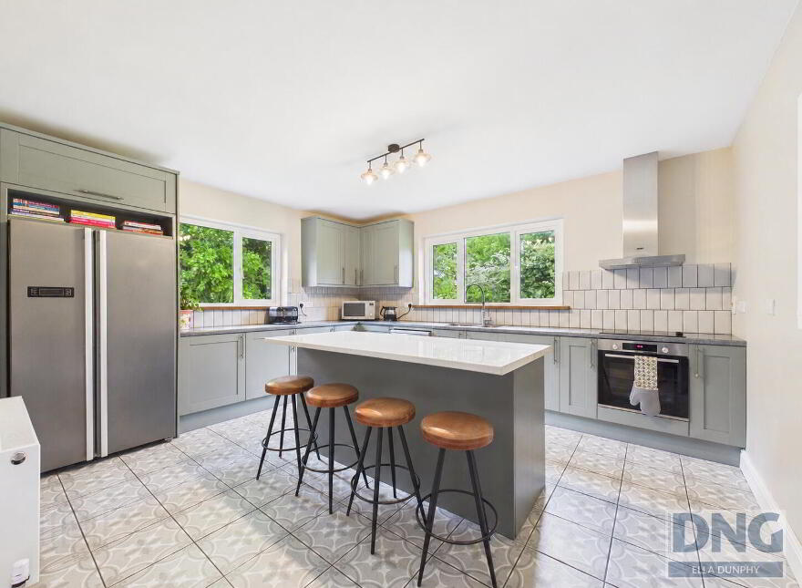 Saint Mullins Road, Tinnahinch, Graiguenamanagh, R95W1C5