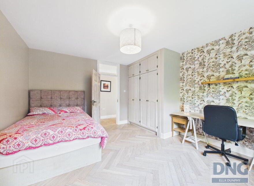Saint Mullins Road, Tinnahinch, Graiguenamanagh, R95W1C5