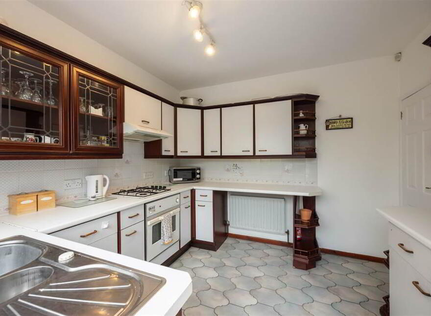 5 Killard Avenue, Downpatrick, BT30 6LA
