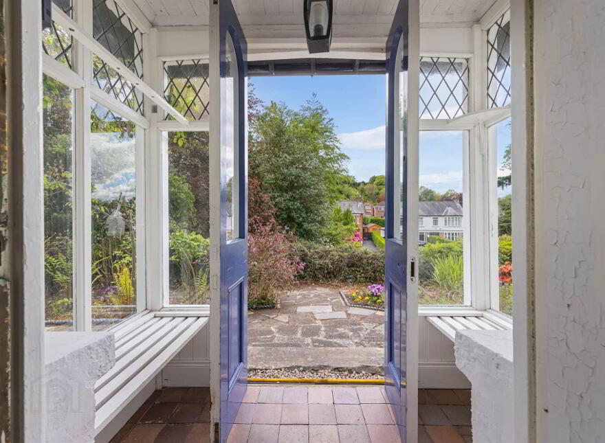 148 Sandown Road, Ballyhackamore, Belfast, BT5 6GX
