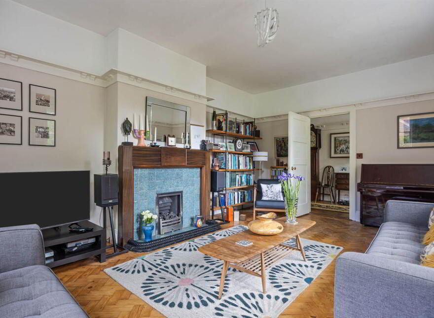148 Sandown Road, Ballyhackamore, Belfast, BT5 6GX