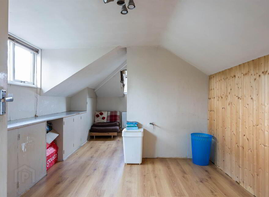 148 Sandown Road, Ballyhackamore, Belfast, BT5 6GX