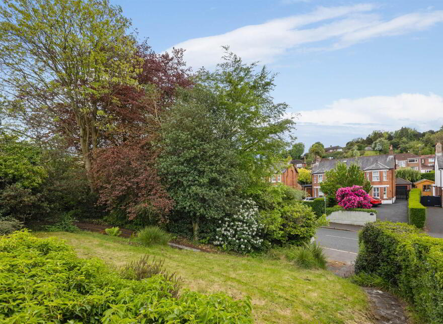 148 Sandown Road, Ballyhackamore, Belfast, BT5 6GX