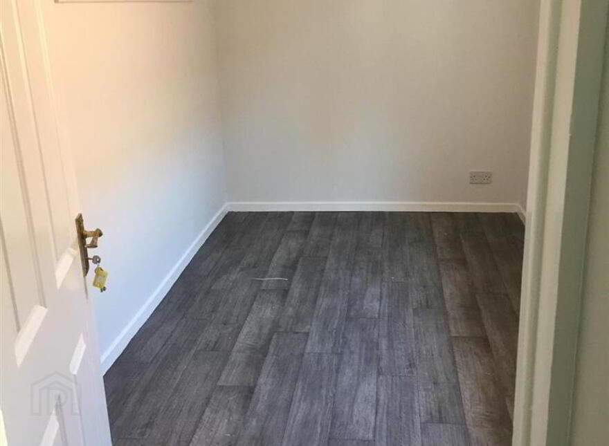 12 Crystal Street, Belfast, BT5 5BS