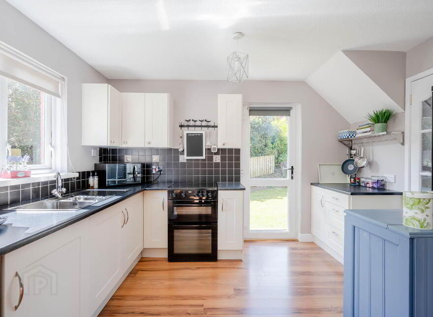 29 Tara Crescent, Newtownards, BT23 7DF