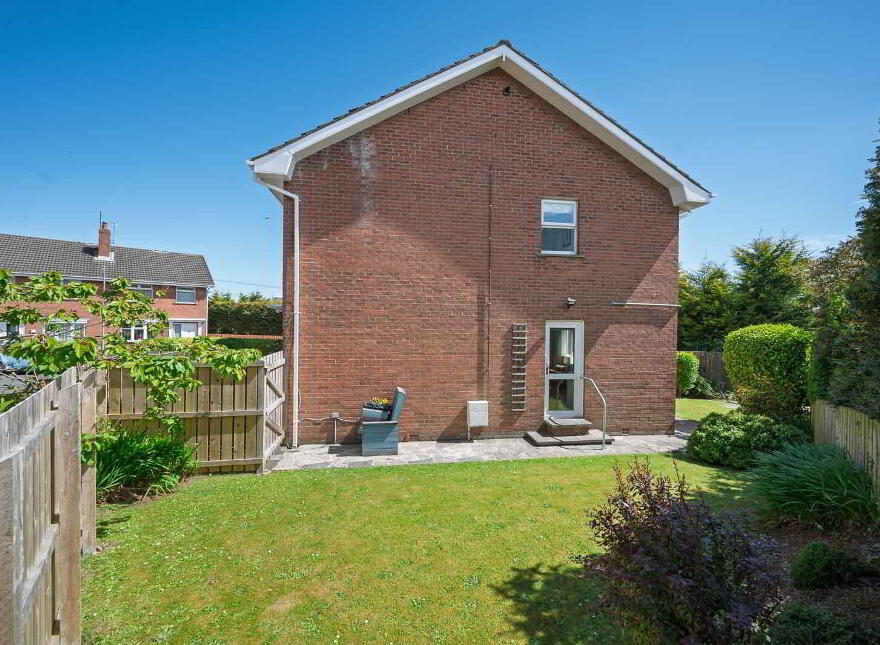 29 Tara Crescent, Newtownards, BT23 7DF
