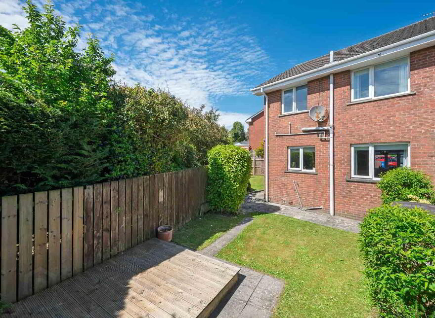 29 Tara Crescent, Newtownards, BT23 7DF