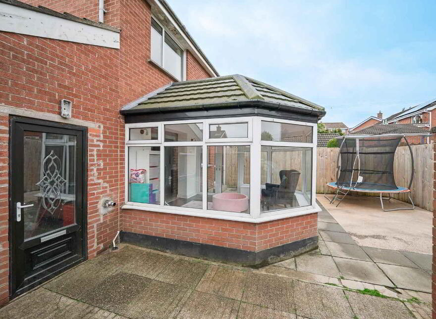 10 Cloverhill Close, Bangor, BT19 6PD
