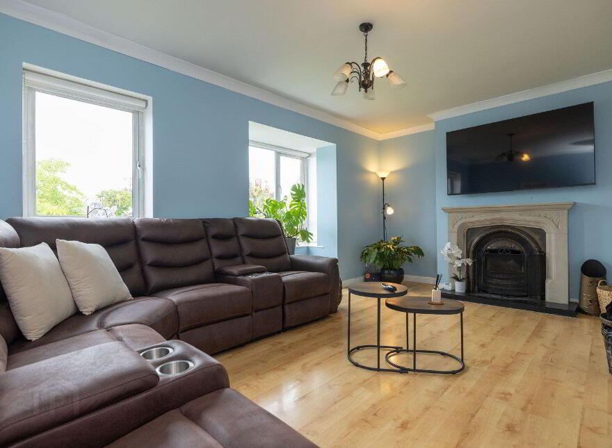 21 The Drive, Lakepoint Park, Mullingar, N91A4Y6