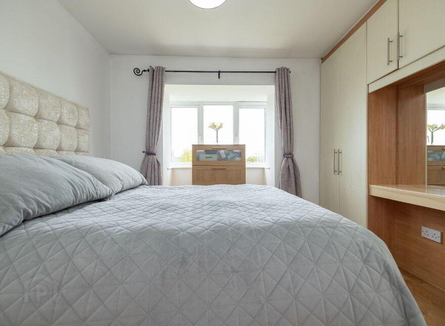 21 The Drive, Lakepoint Park, Mullingar, N91A4Y6