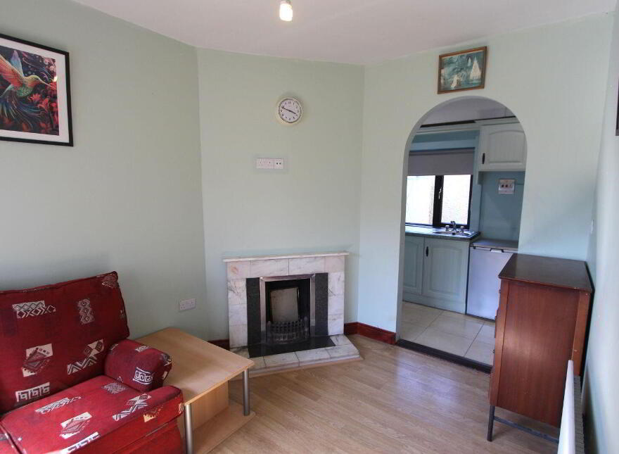 40 The Crescent, Castleblayney, A75A213