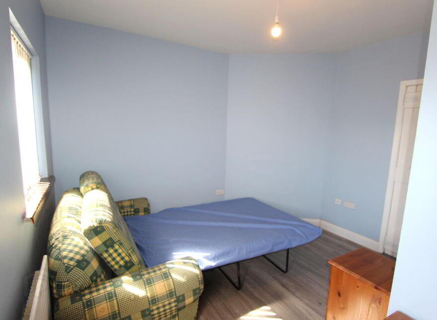 40 The Crescent, Castleblayney, A75A213