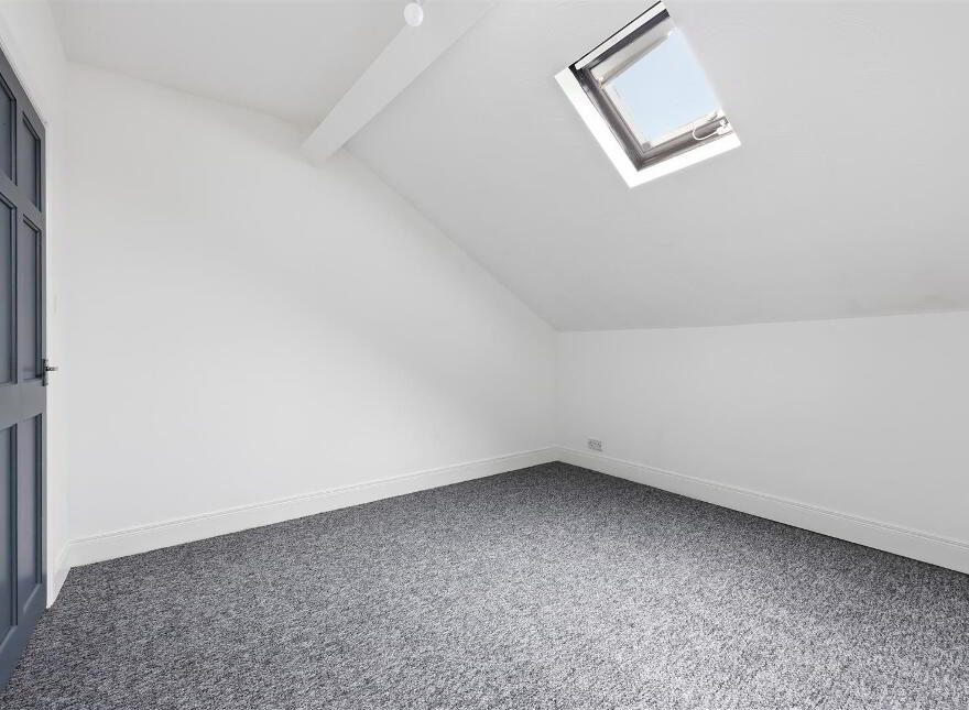 9 Mcmaster Street, Belfast, BT5 4HP