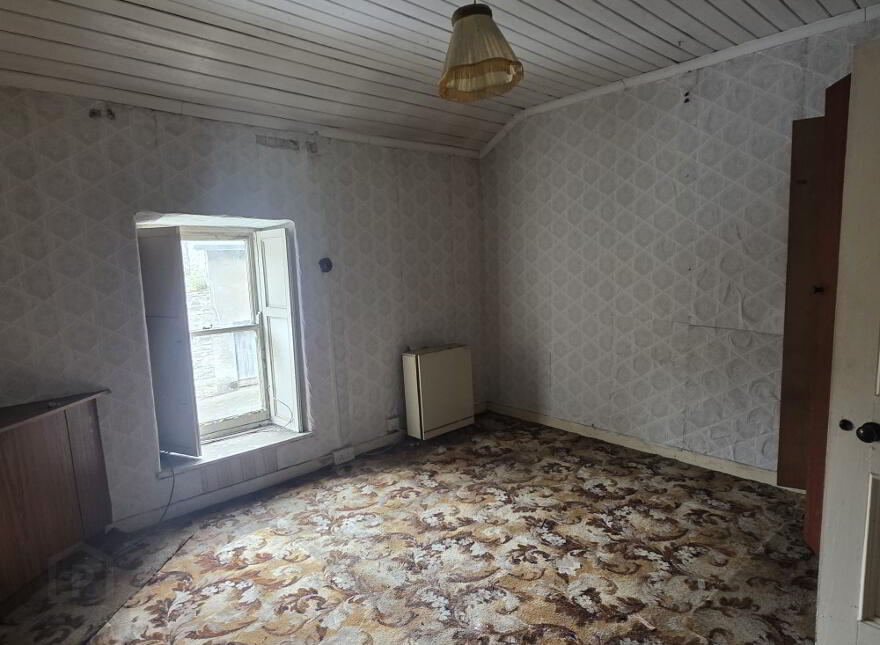 East Main Street, Lismore, P51W2PV