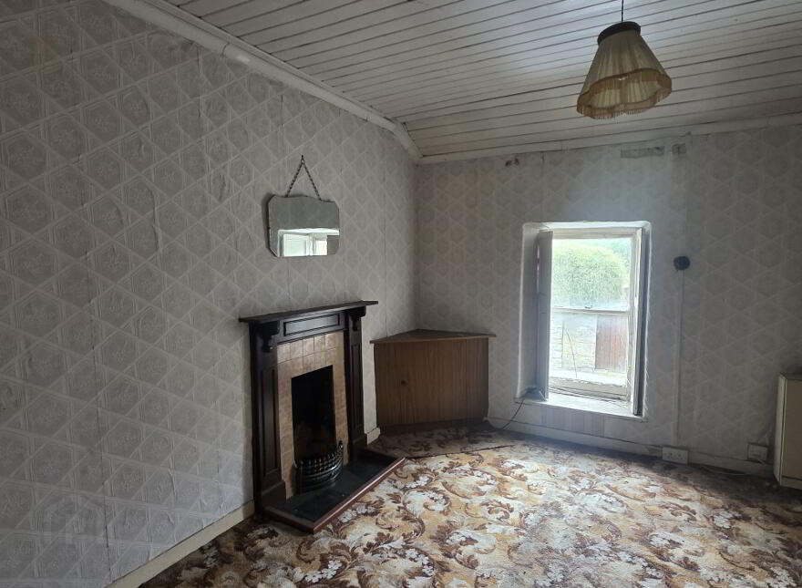 East Main Street, Lismore, P51W2PV