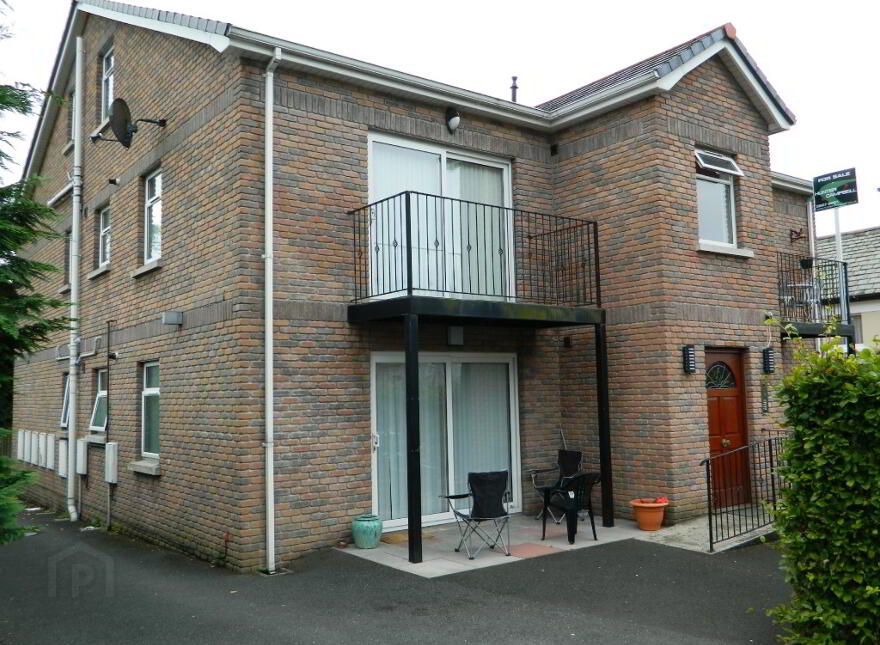 1 Ground Floor Apt., Lansdowne Close, Larne, BT40 1JJ