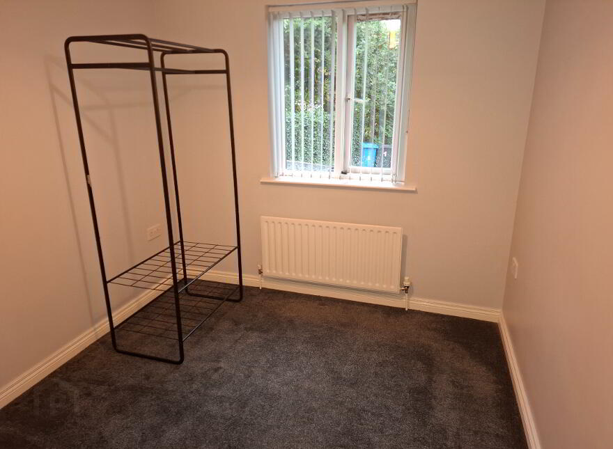 1 Ground Floor Apt., Lansdowne Close, Larne, BT40 1JJ