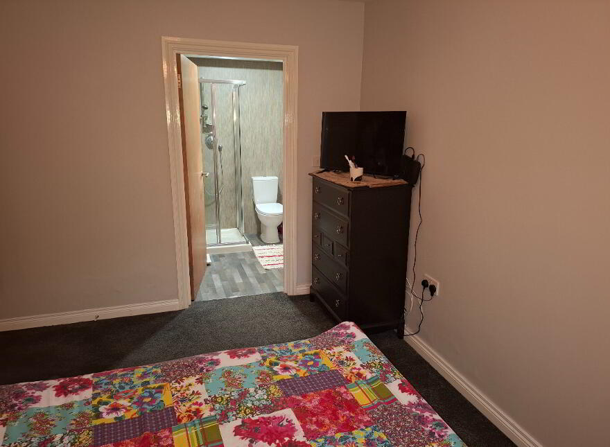 1 Ground Floor Apt., Lansdowne Close, Larne, BT40 1JJ