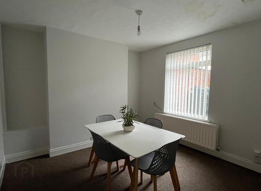72 Victoria Avenue, Belfast, BT4 1QZ