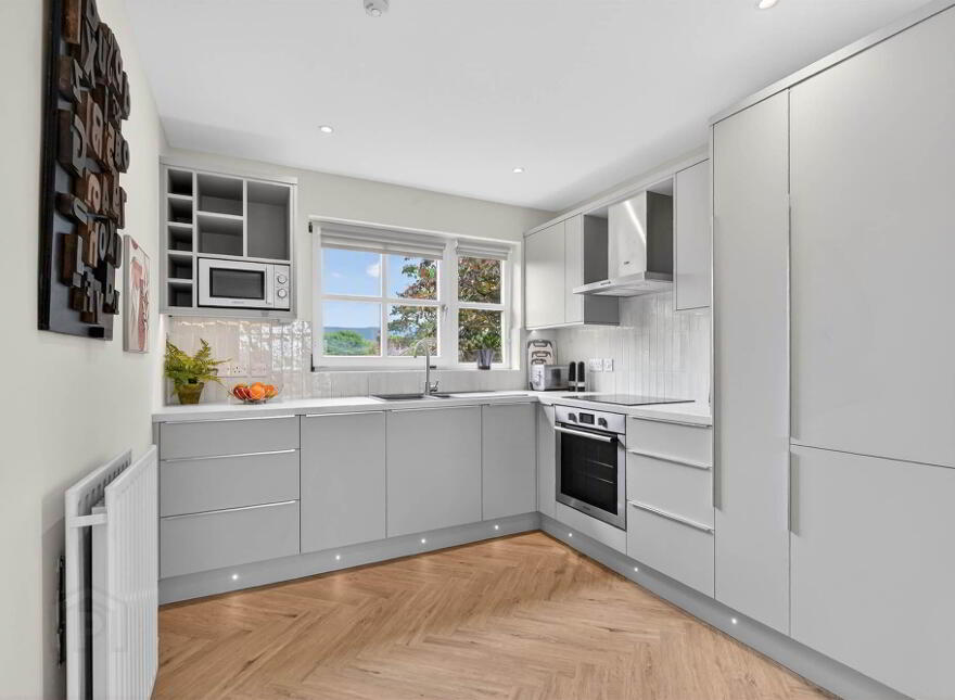 9 Cleaver Court, Belfast, BT9 5LX