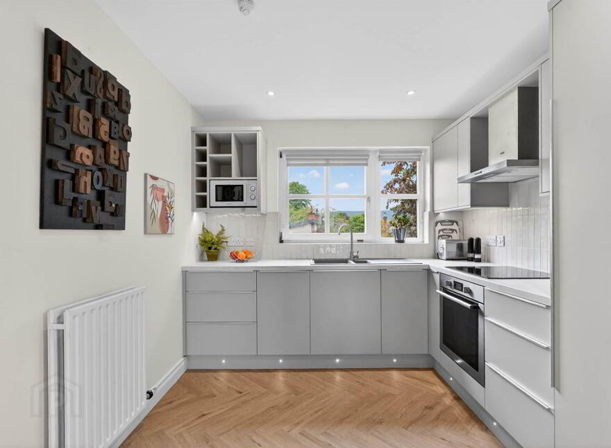 9 Cleaver Court, Belfast, BT9 5LX