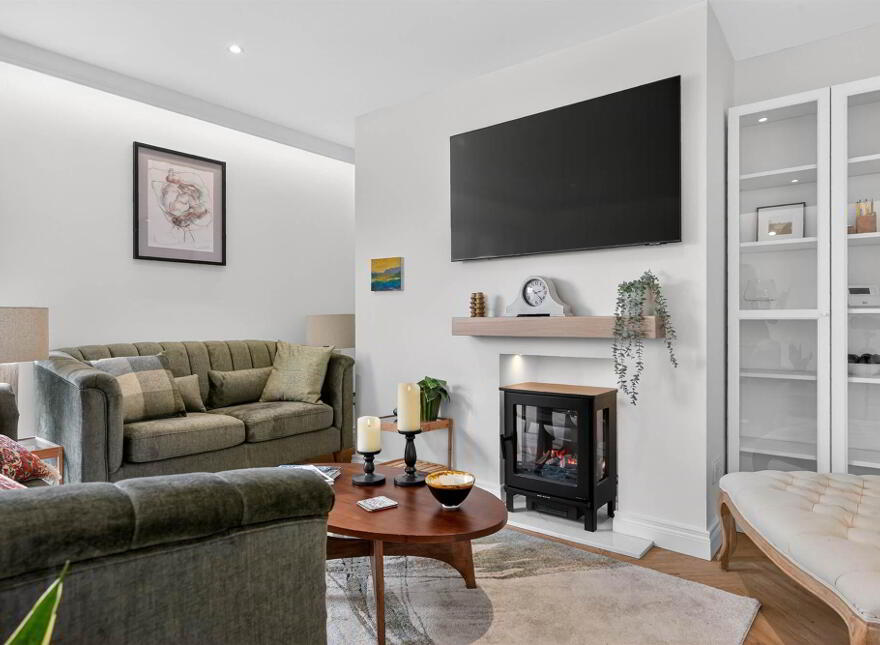 9 Cleaver Court, Belfast, BT9 5LX
