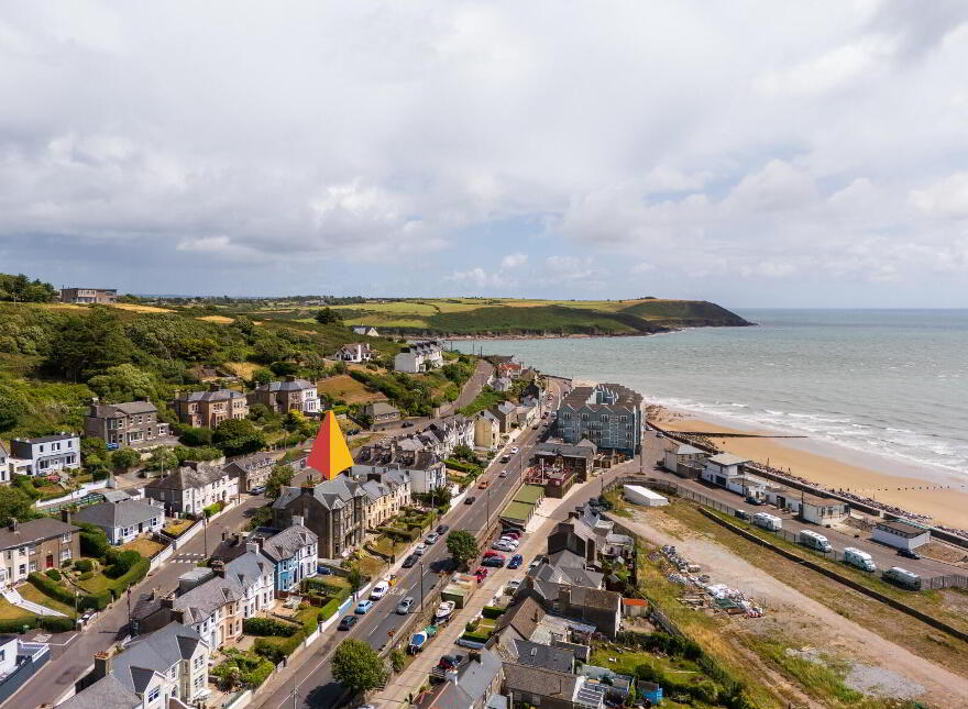 The Marine Bar, Upper Strand, Youghal, P36DP92