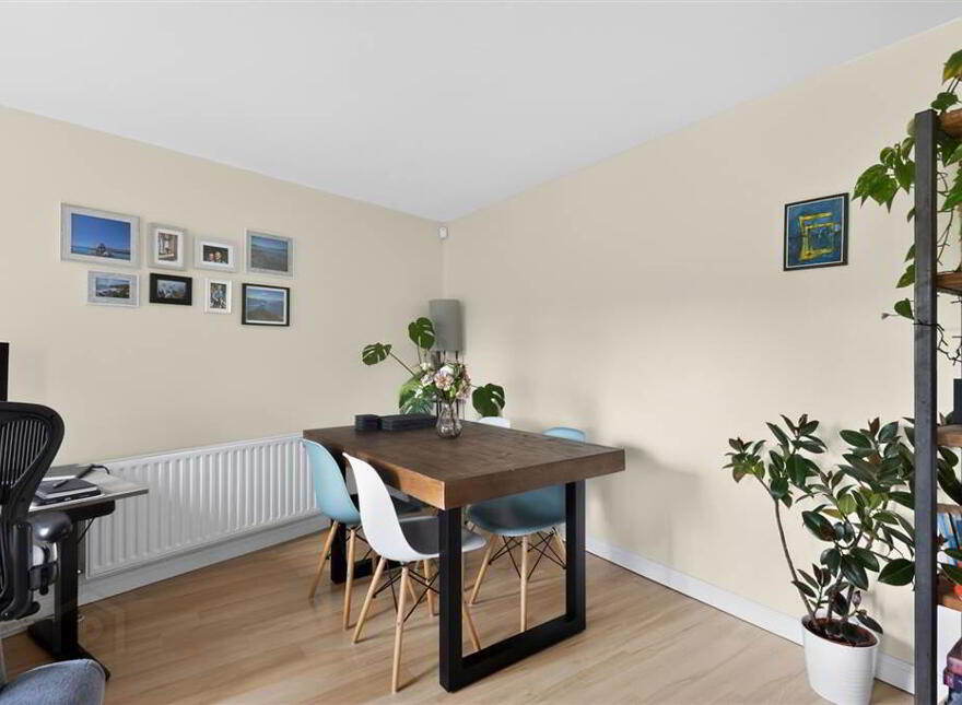Apt 4 Elm House, 2 Beech Heights, Wellington Square, Belfast, BT7 3LQ