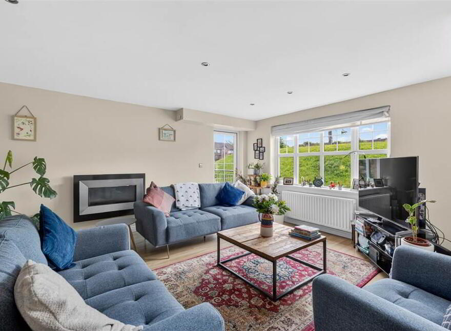 Apt 4 Elm House, 2 Beech Heights, Wellington Square, Belfast, BT7 3LQ