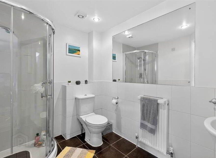 Apt 4 Elm House, 2 Beech Heights, Wellington Square, Belfast, BT7 3LQ