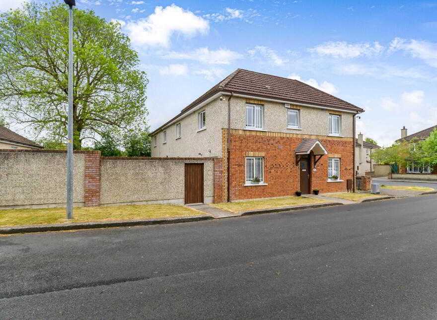 16 Brackinrainey Manor, Longwood, A83Y754