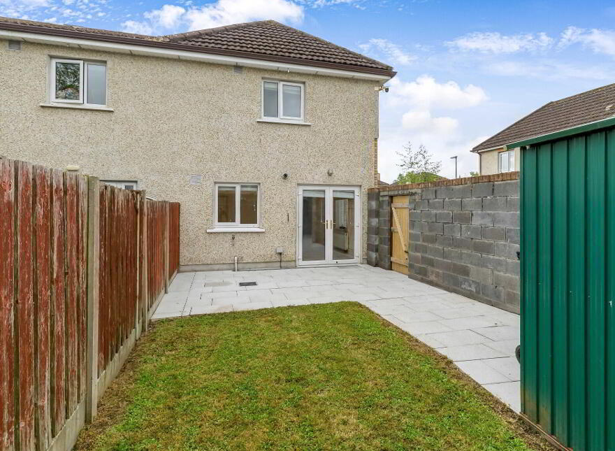 16 Brackinrainey Manor, Longwood, A83Y754