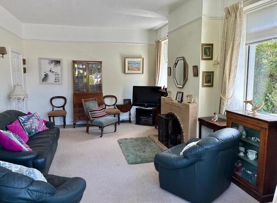 Oakfield, 6 Tournore, Dungarvan, X35NN23