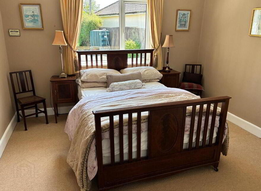 Oakfield, 6 Tournore, Dungarvan, X35NN23
