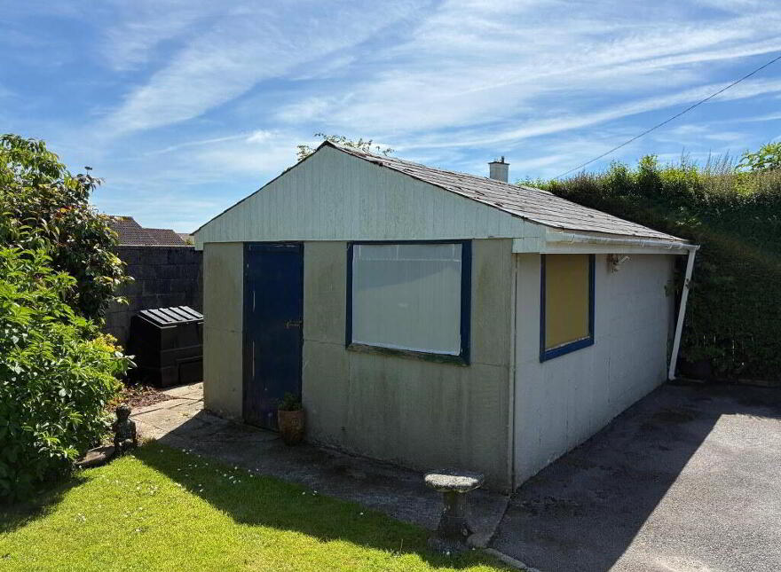 Oakfield, 6 Tournore, Dungarvan, X35NN23