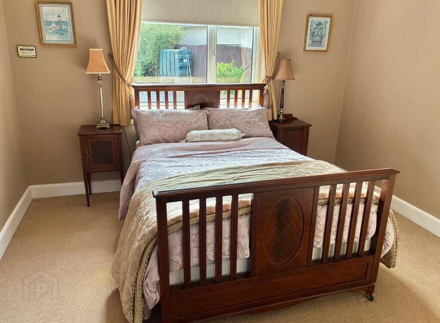 Oakfield, 6 Tournore, Dungarvan, X35NN23