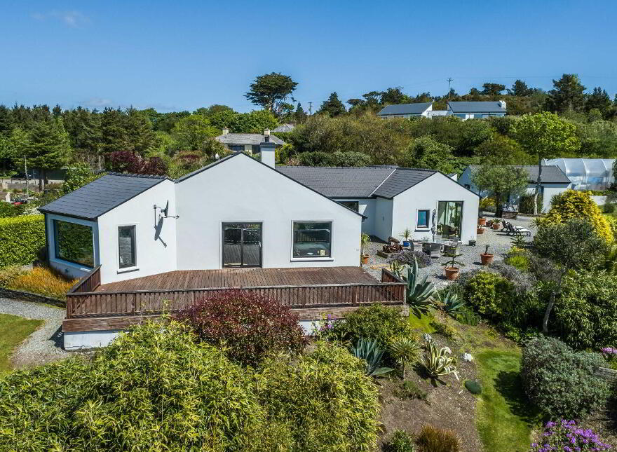 Coosheen, Schull, Ballydehob, P81X702