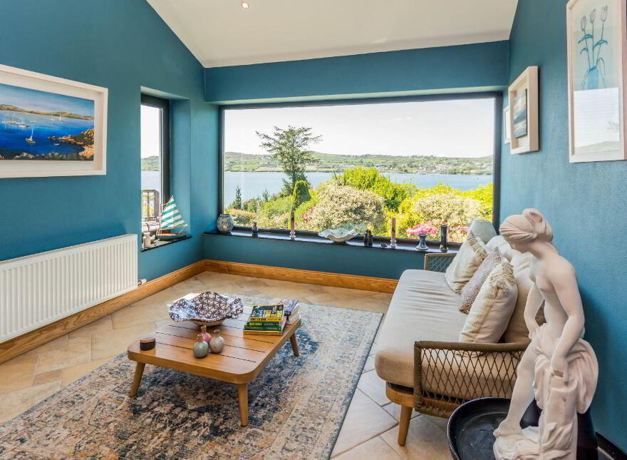Coosheen, Schull, Ballydehob, P81X702